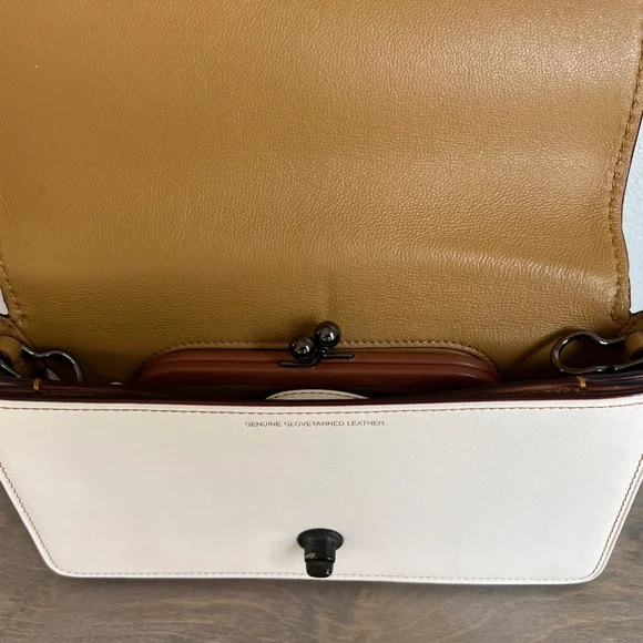 Coach 1941 Dinky, glove tanned leather with coin purse - Picture 3 of 7